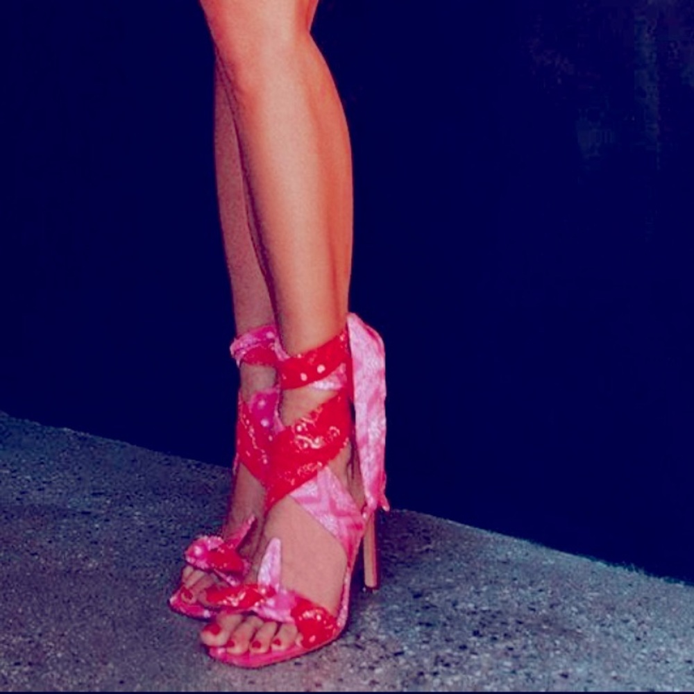 New Gianni Bini
x DANNIJO Misch Bandana Colorblock Print Ankle Wrap Bow Sandals - Picture 4 of 16